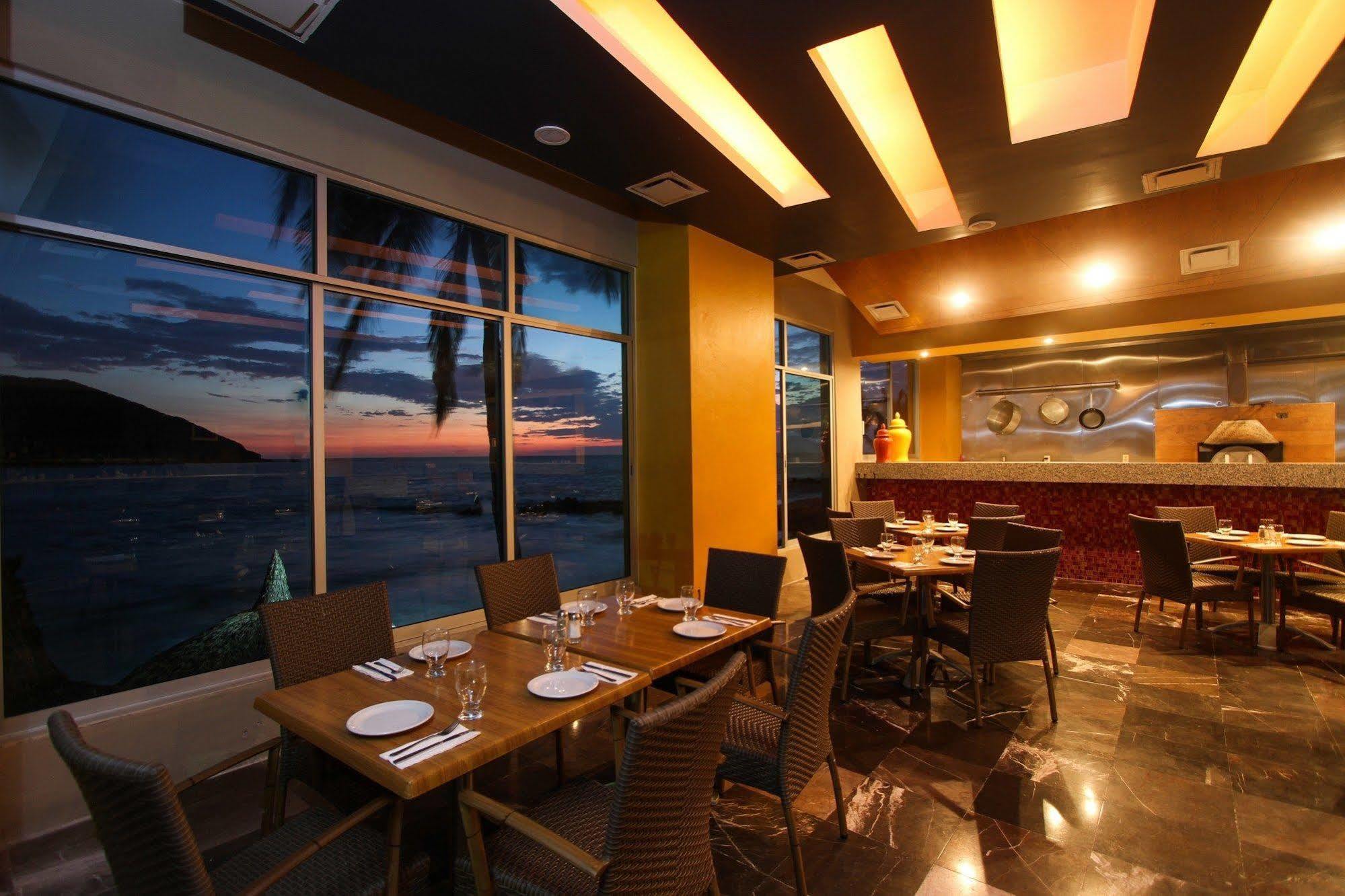 Oceano Palace Mazatlán Eksteriør bilde